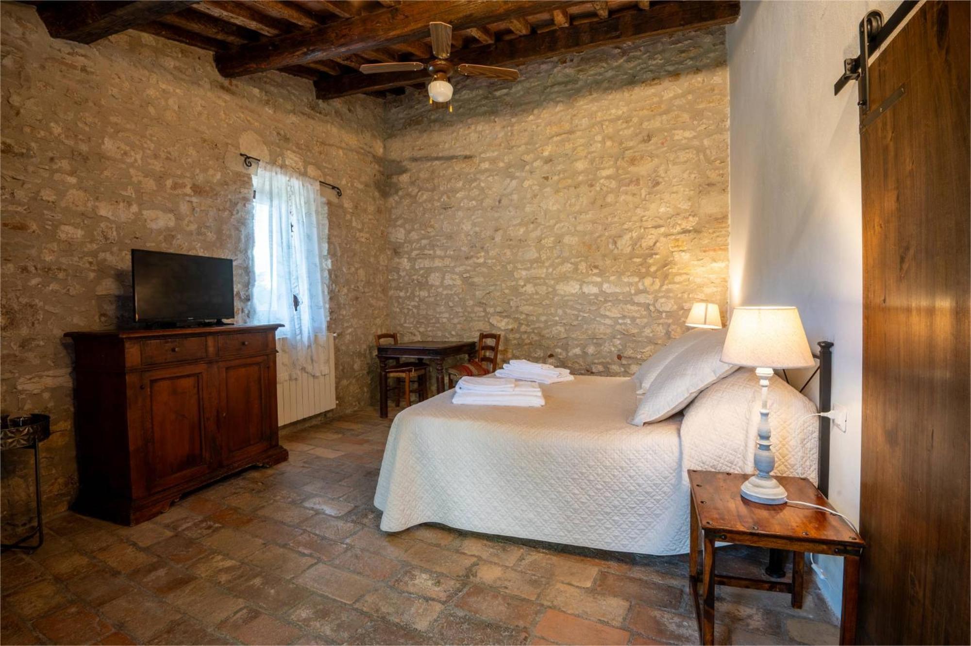 Castello Valenzino Antognola